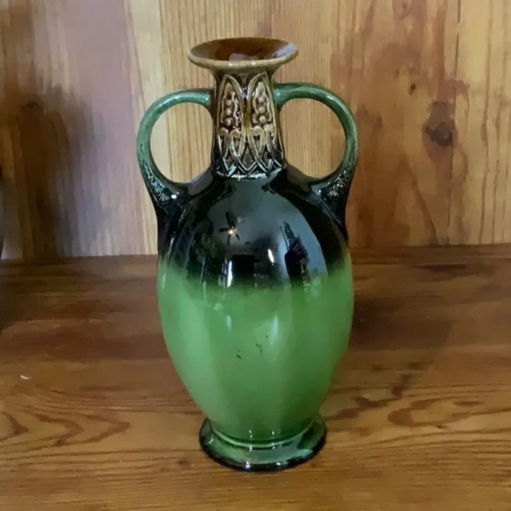2 Vintage Czechoslovakia Hand Painted‎ Porcelain Lustreware Decorative Vase